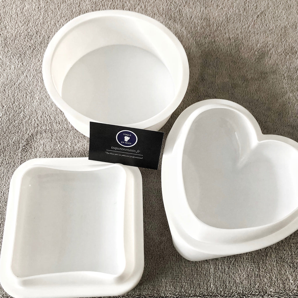 LOT DE 3 MOULES A ENTREMET / 8 PERSONNES